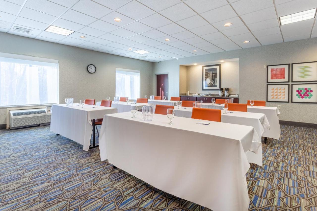 Holiday Inn Express & Suites White Haven - Poconos By Ihg Eksteriør billede